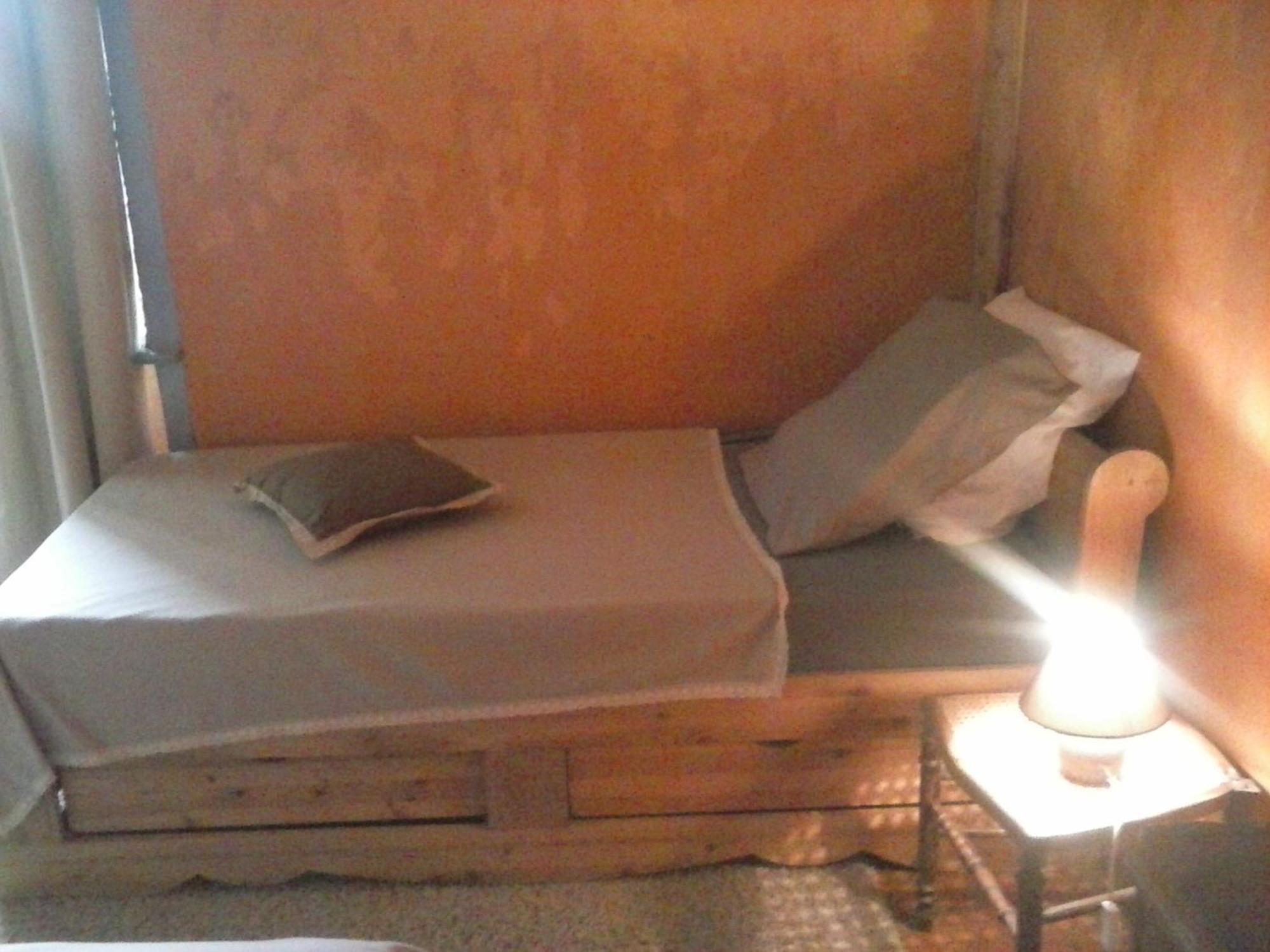 Les Gites Du Couvent Alternatif Camlez Quarto foto