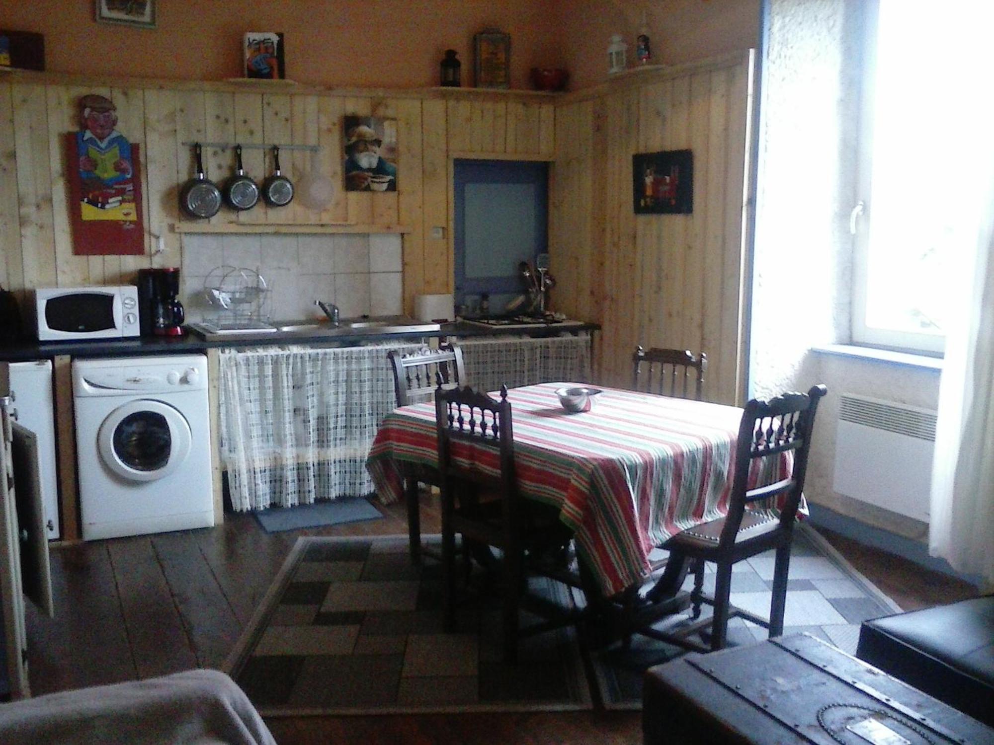 Les Gites Du Couvent Alternatif Camlez Quarto foto