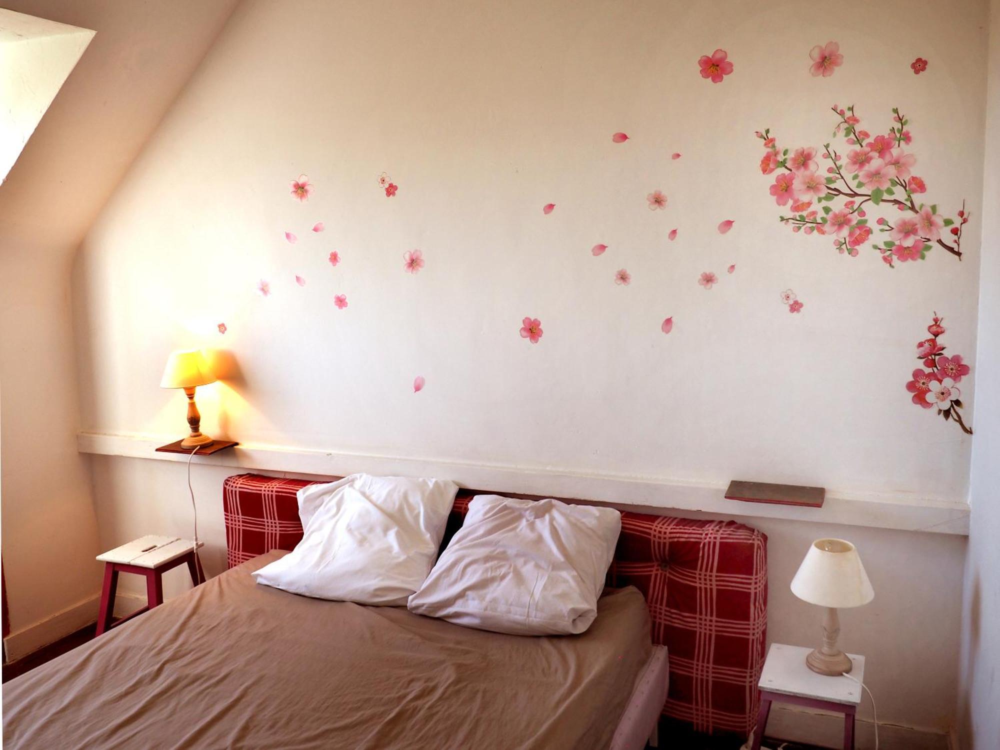 Les Gites Du Couvent Alternatif Camlez Quarto foto