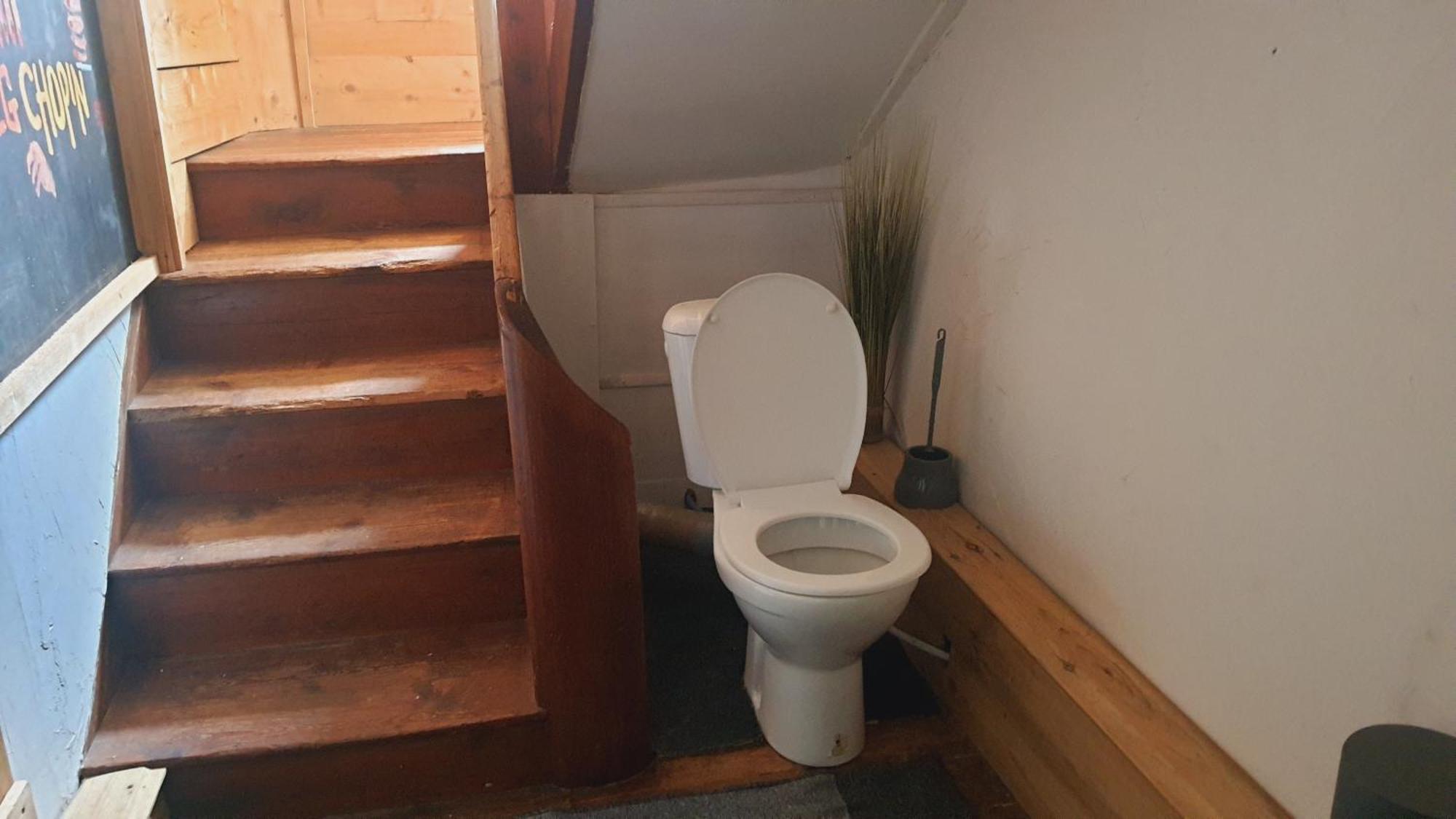 Les Gites Du Couvent Alternatif Camlez Quarto foto