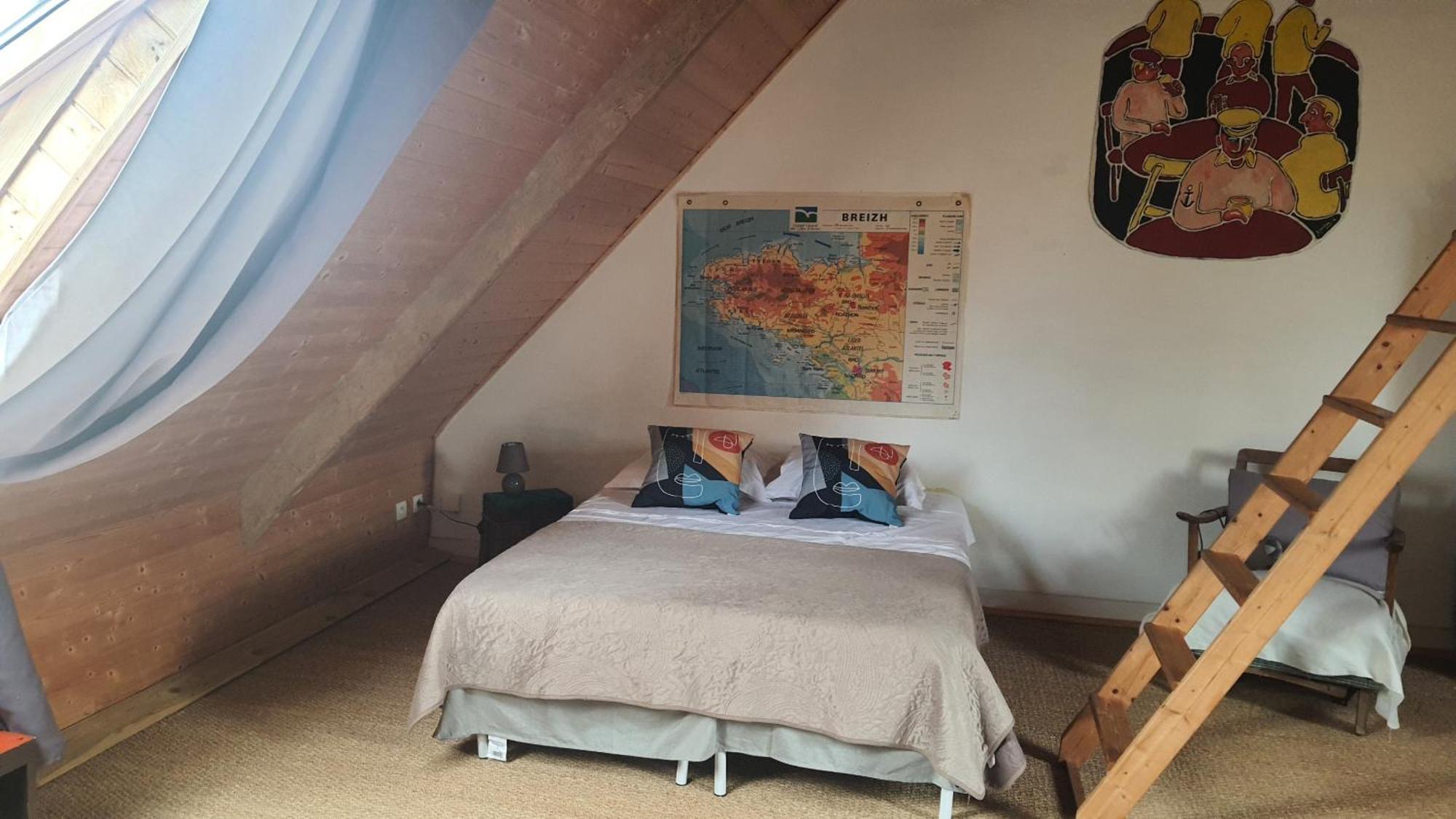 Les Gites Du Couvent Alternatif Camlez Quarto foto